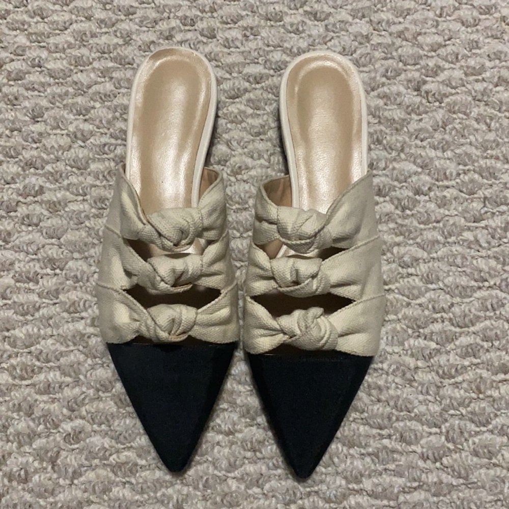 Black Beige Pointed Toe Knot Slides - image 4